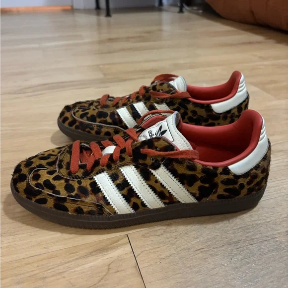 Adidas Originals OG Samba Cheetah Print Sneakers with Red Highlights women’s 8.5 - Picture 3 of 7